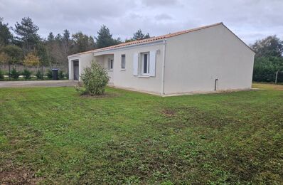 location maison 790 € CC /mois à proximité de Rochefort (17300)