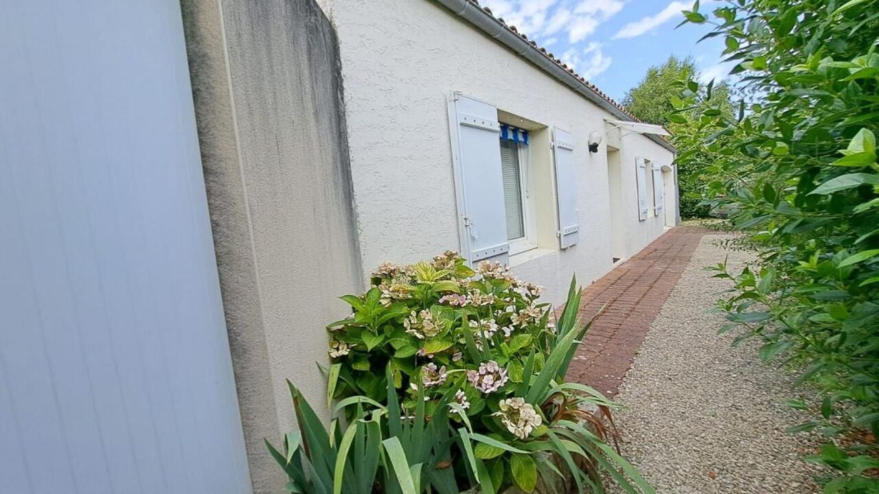 maison 3 pièces 82 m2 à vendre à Montroy (17220)