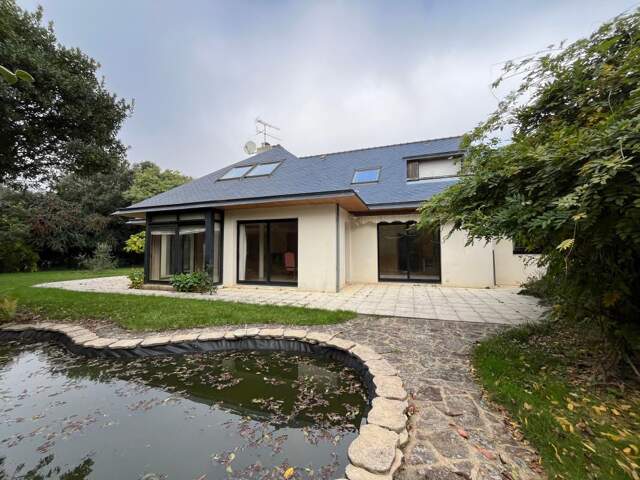 Maison À Vendre — photo du bien