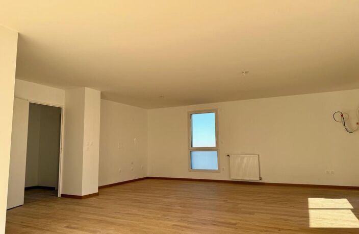 Pouvourville magnifique appartement T4 dernier etage avec terrasse de 160m2 — photo 4