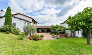 Maison 8 Pièces 375 m² à vendre à Grézieu-la-Varenne (69290)