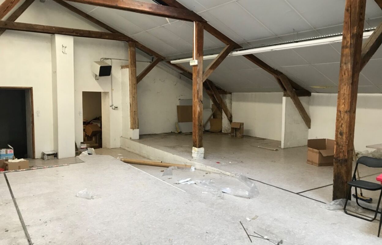 bureau 6 pièces 300 m2 à vendre à Tarbes (65000)