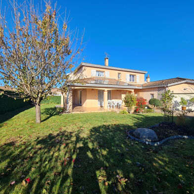 Maison 7 pièces 335000 €