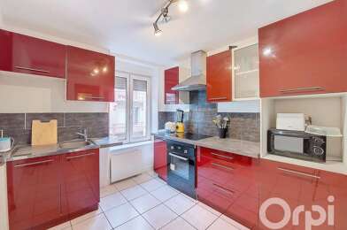 Appartement 3 pièces 165000 €