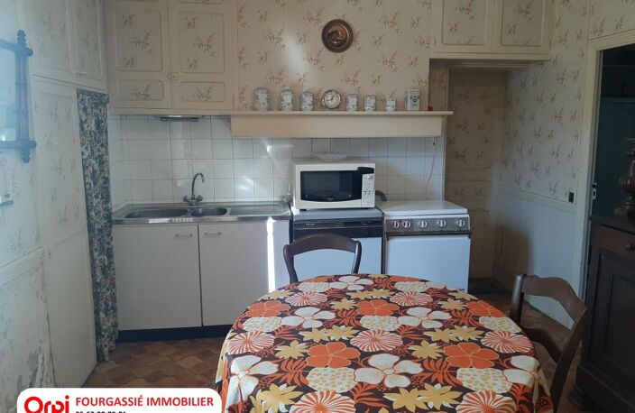 SAINT-AMANS-SOULT MAISON AVEC JARDIN ET GARAGE — photo 3
