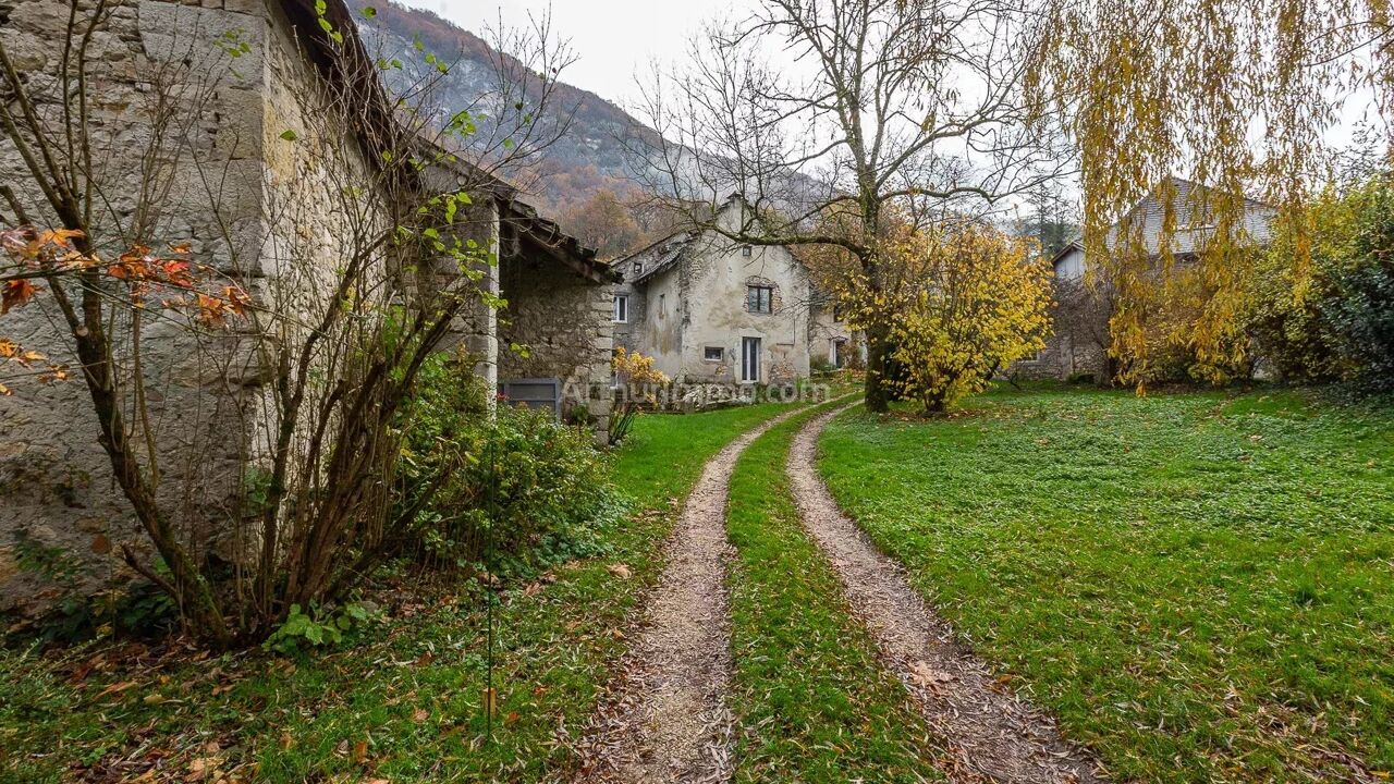 maison 6 pièces 130 m2 à vendre à Groslée-Saint-Benoit (01300)