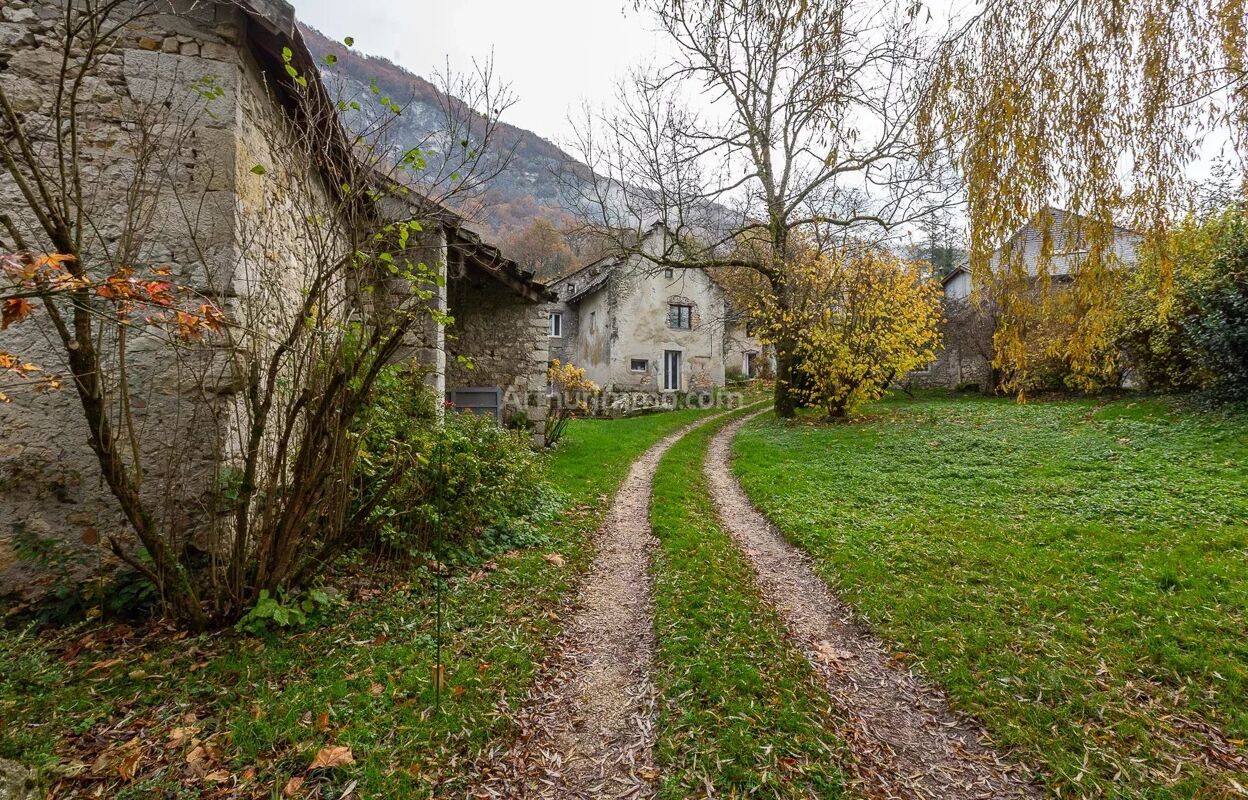 maison 6 pièces 130 m2 à vendre à Groslée-Saint-Benoit (01300)