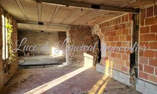 Immeuble   m² à vendre à Charmes (02800)