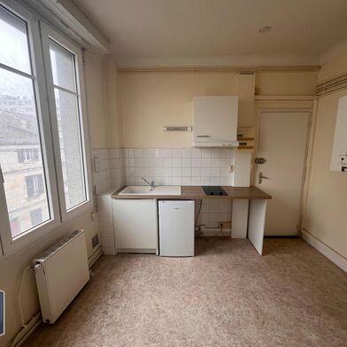 Appartement 2 pièces 355 €