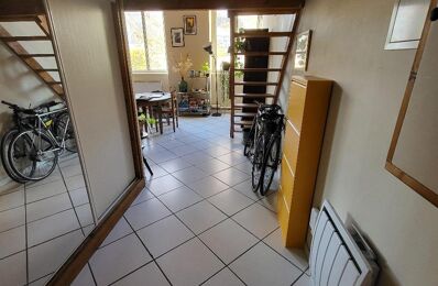 location appartement 1 099 € CC /mois à proximité de Charly (69390)