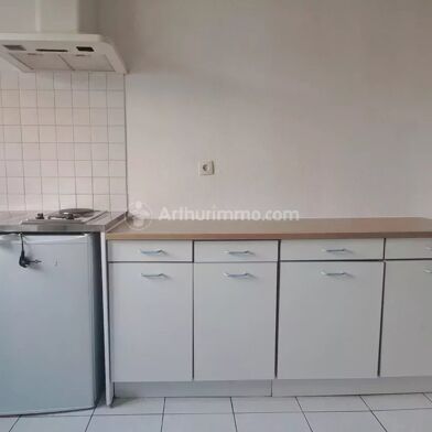 Appartement 3 pièces 400 €