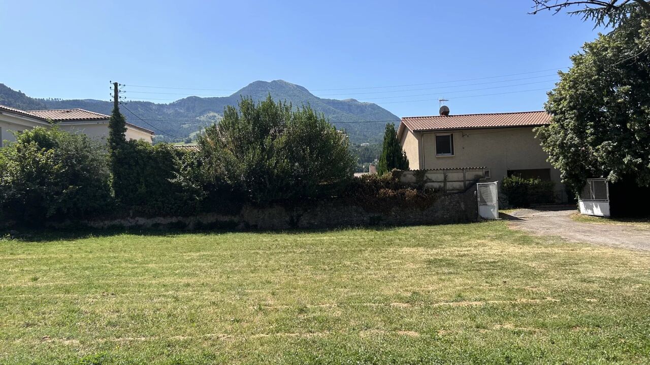 terrain  pièces 790 m2 à vendre à Digne-les-Bains (04000)