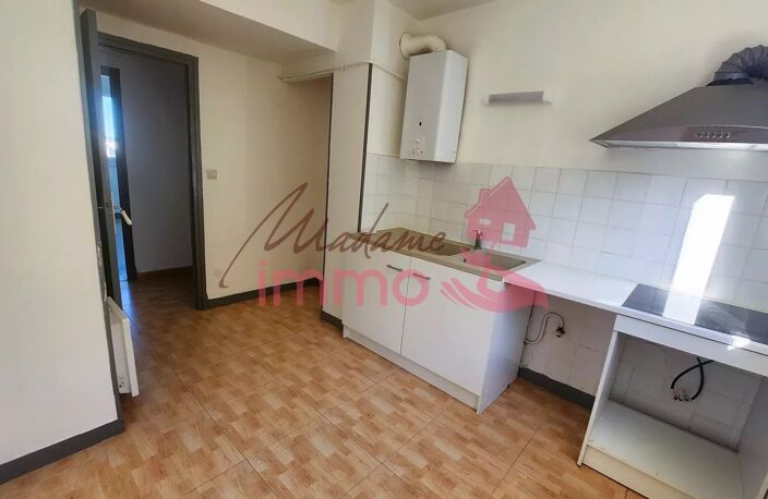 Appartement T5 82m² - Vue Ville et Montagnes — photo 5