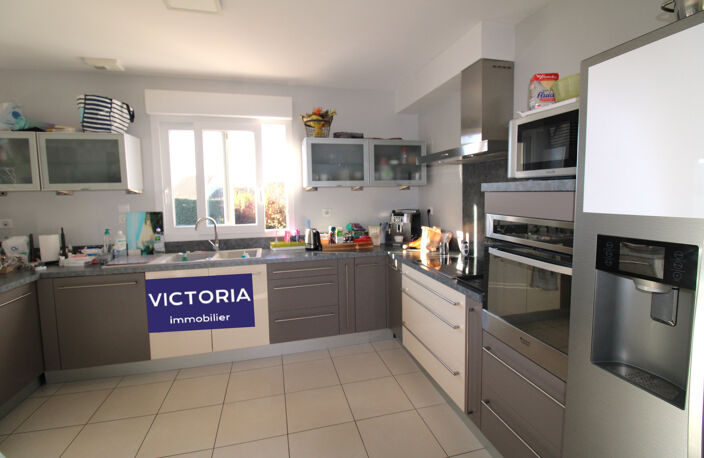 MAISON A VENDRE PETIT CAUX DE 2011 - 5 PIECES - 139m2 - GARA — photo 3