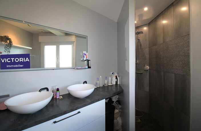 MAISON A VENDRE PETIT CAUX DE 2011 - 5 PIECES - 139m2 - GARA — photo 4