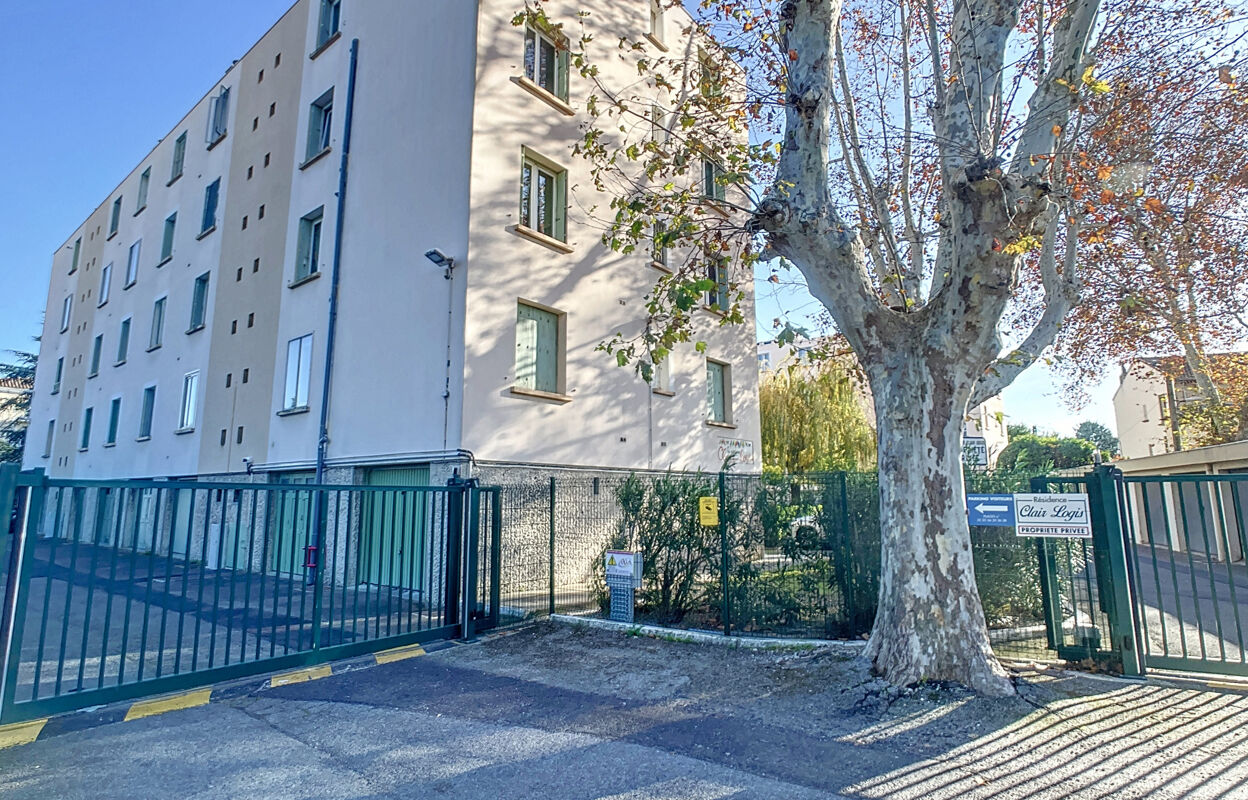 appartement 4 pièces 67 m2 à vendre à Avignon (84000)