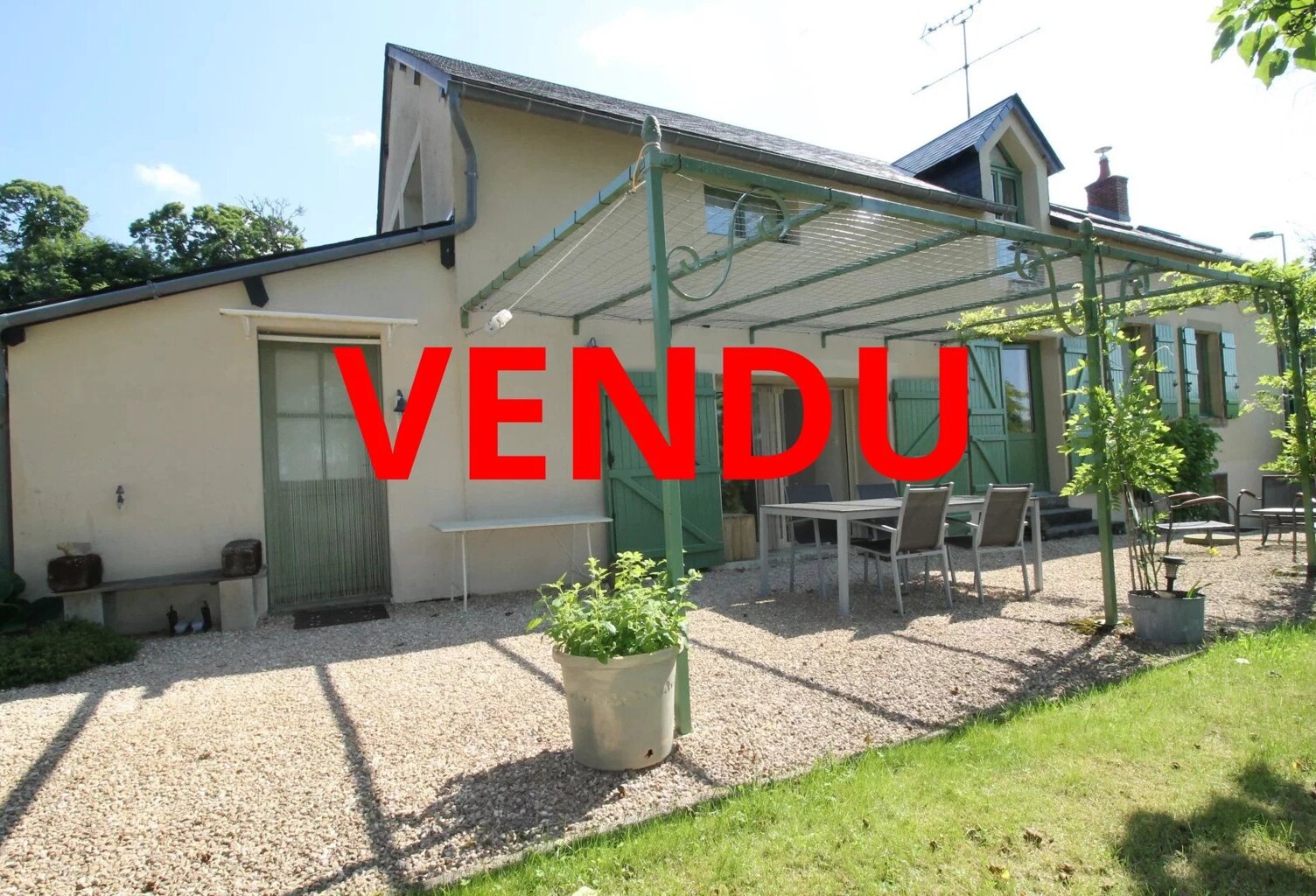 Maison rénovée à vendre dans les collines verdoyantes Morvan — photo 1