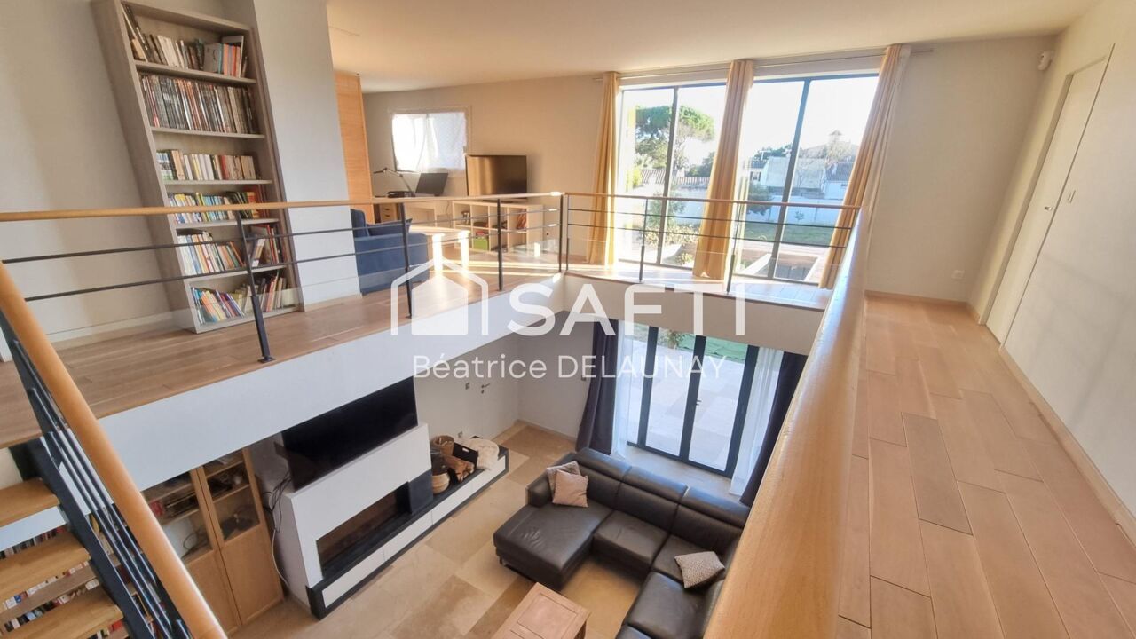 maison 6 pièces 230 m2 à vendre à Saint-Laurent-d'Aigouze (30220)