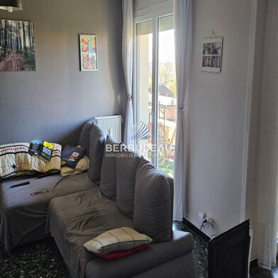 Appartement 3 pièces 126000 €