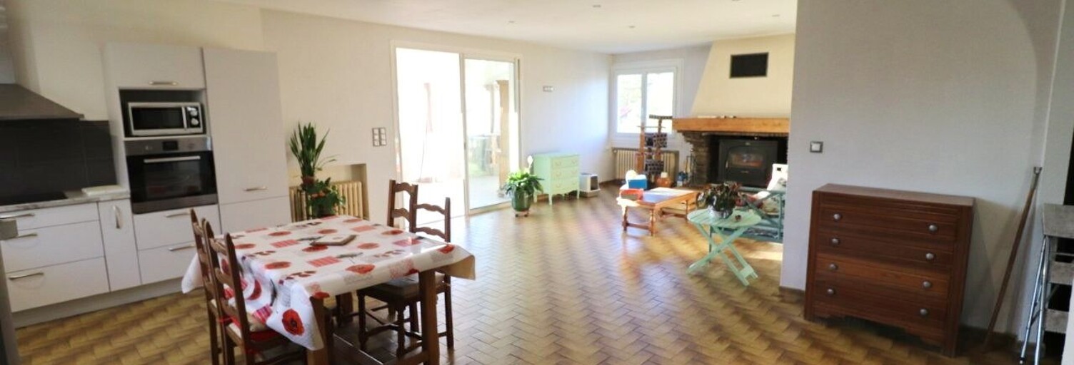 Maison 7 Pièces 180 m² à vendre à Néfiach (66170)