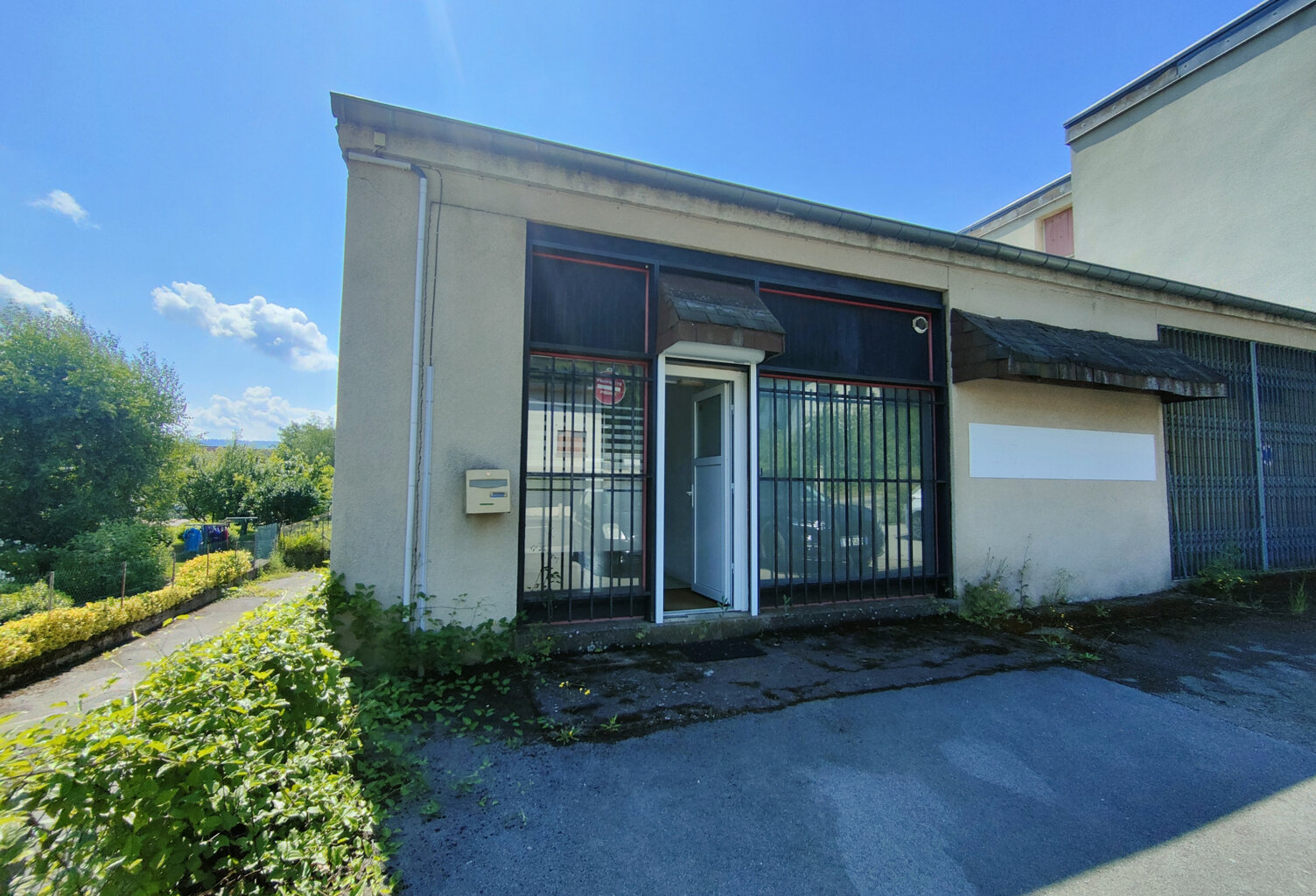 Local d'activité pouvant être affecté en appartement — photo 1