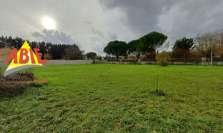 Terrain  1392 m² à vendre à Fontenay-le-Comte (85200)