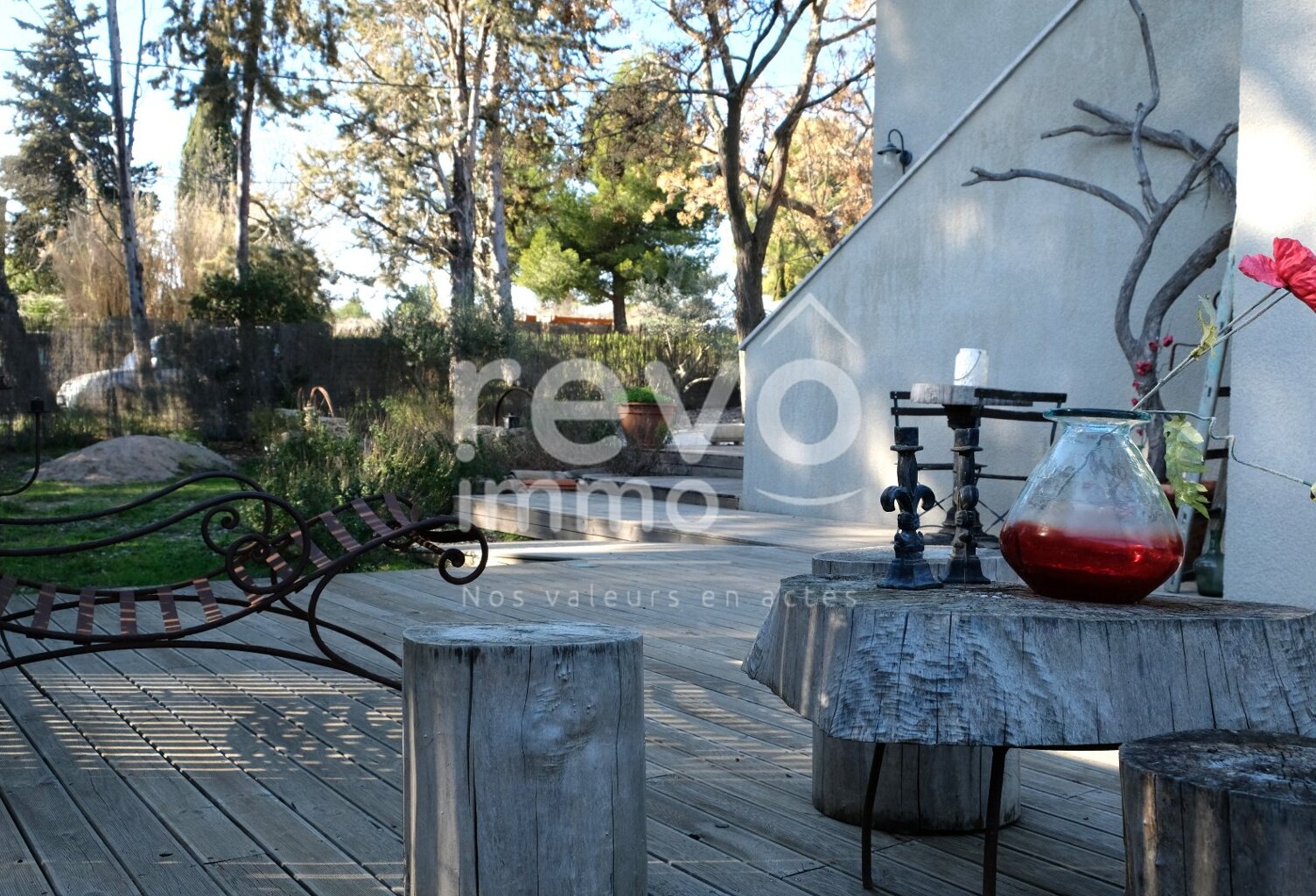 Villa — photo 1