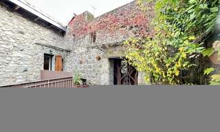 Maison 4 Pièces 72 m² à vendre à Vallées-d'Antraigues-Asperjoc (07530)