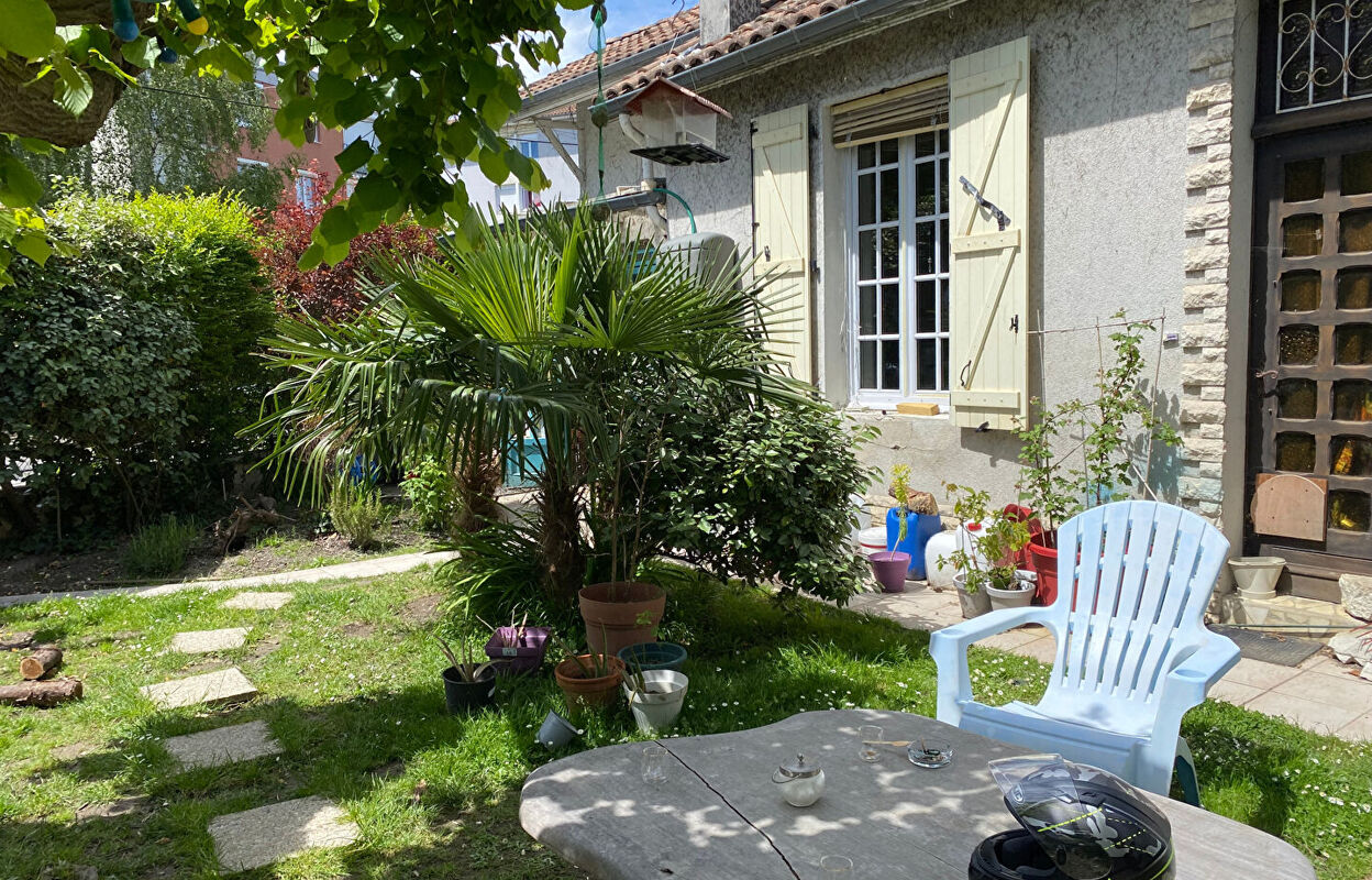 maison 4 pièces 95 m2 à vendre à Pau (64000)