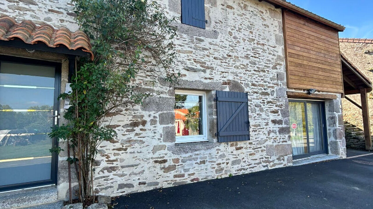 maison 4 pièces 146 m2 à vendre à Montaigu-Vendée (85600)