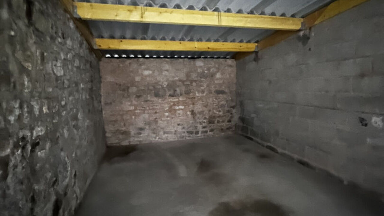 garage  pièces 12 m2 à louer à Valognes (50700)