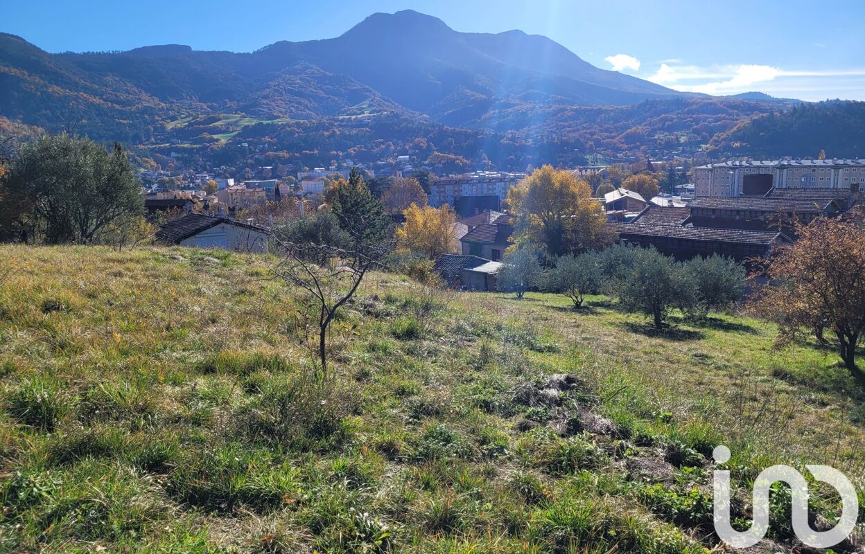 terrain  pièces 912 m2 à vendre à Digne-les-Bains (04000)