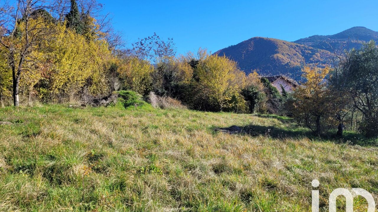 terrain  pièces 1631 m2 à vendre à Digne-les-Bains (04000)