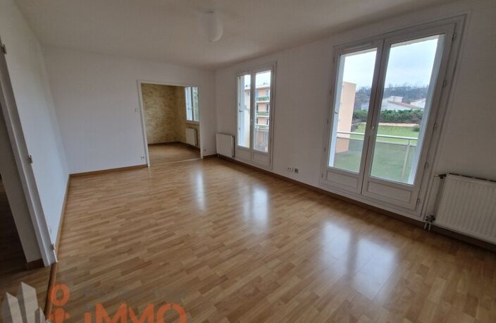 T4 — photo 3