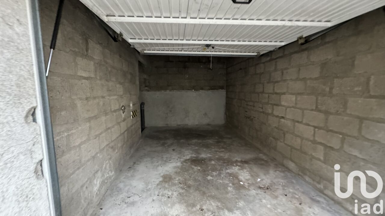 garage  pièces 20 m2 à vendre à Melun (77000)