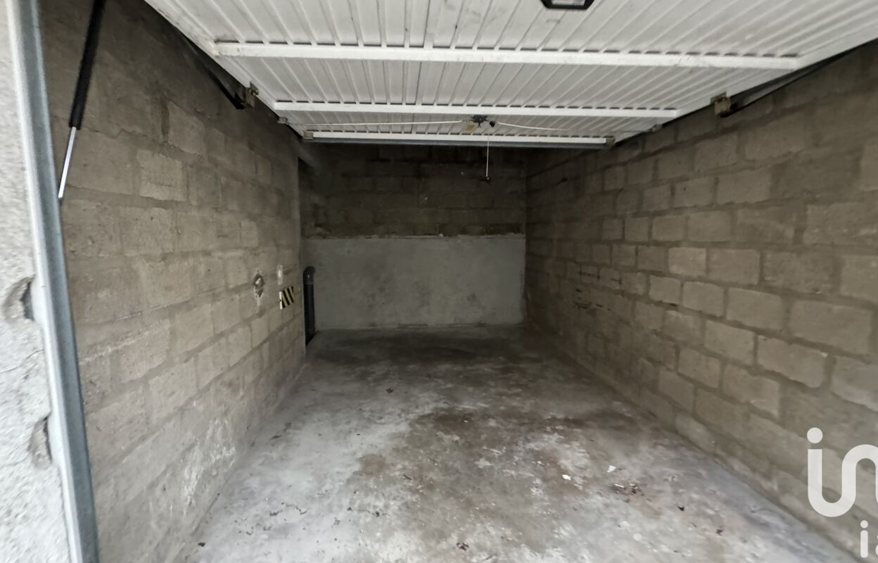 garage  pièces 20 m2 à vendre à Melun (77000)