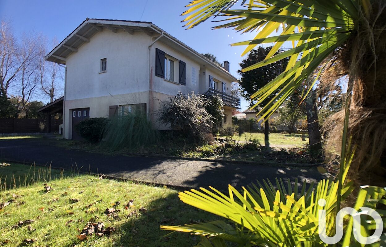 maison 6 pièces 152 m2 à vendre à Gujan-Mestras (33470)