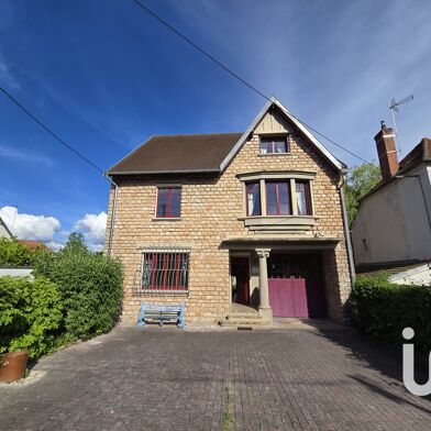 Maison 8 pièces 260000 €