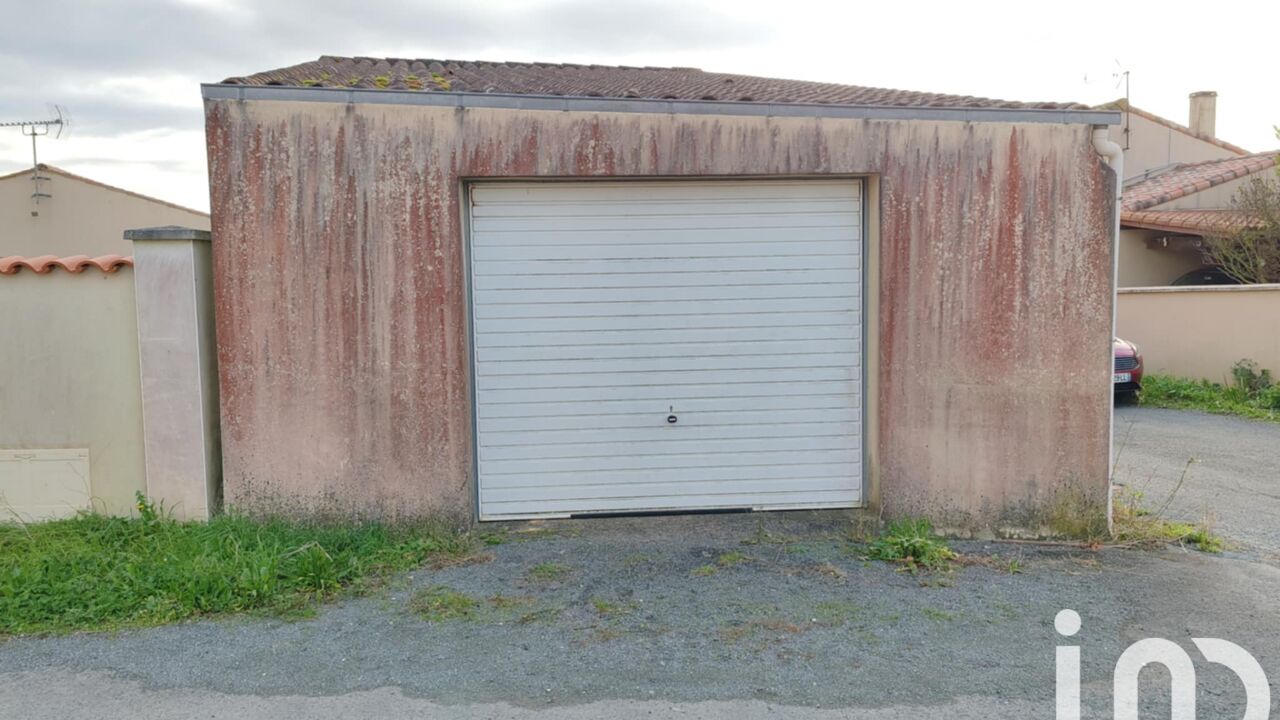 garage  pièces 40 m2 à vendre à Muron (17430)