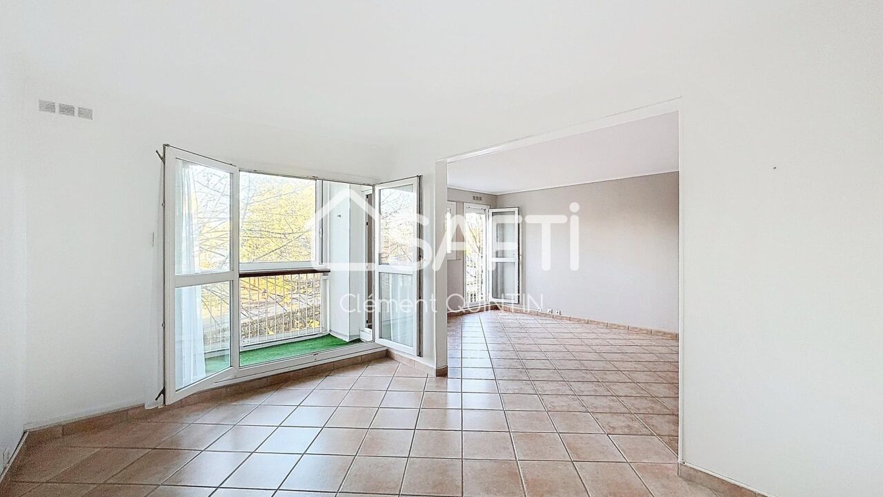 appartement 4 pièces 83 m2 à vendre à Plaisir (78370)