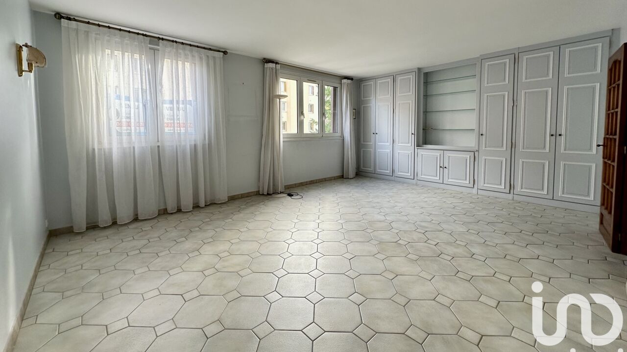 appartement 4 pièces 67 m2 à vendre à Châtenay-Malabry (92290)