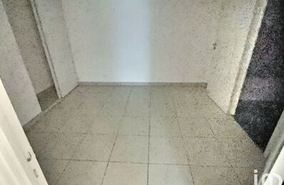 location appartement 1 000 € CC /mois à proximité de Cagnes-sur-Mer (06800)