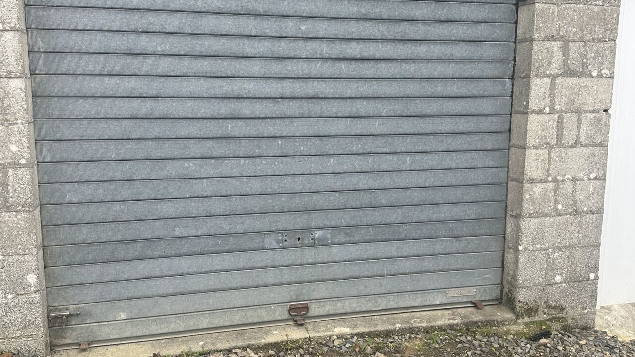 garage  pièces 17 m2 à vendre à La Haye-Pesnel (50320)