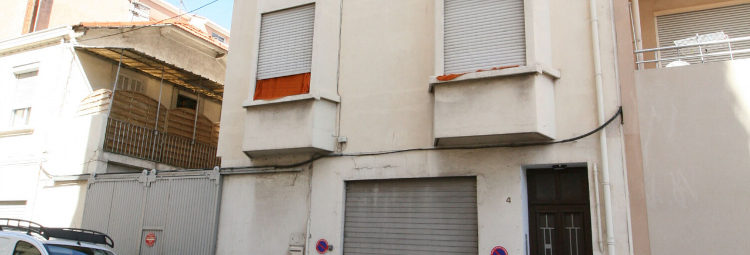 Garage  36 m² à louer à Marseille 10 (13010)