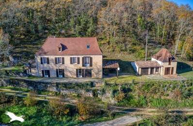 Maison en pierre de 7 pièces principales — photo du bien