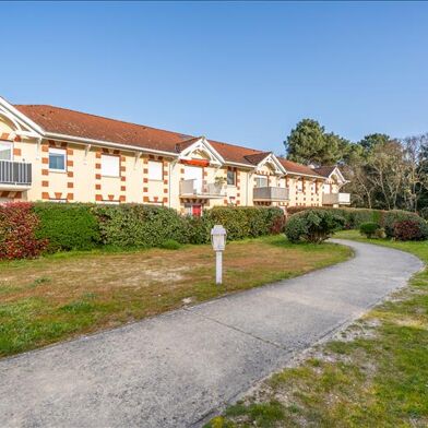 Appartement 4 pièces 160500 €