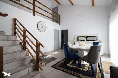 Maison 7 pièces 998400 €