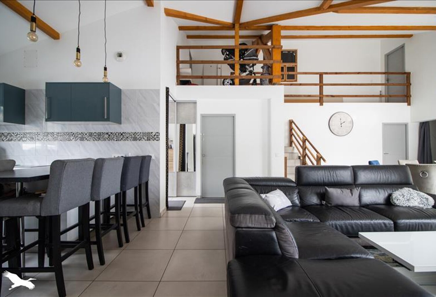 Maison de ville de 7 pièces principales — photo 1