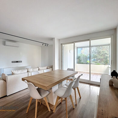 Appartement 4 pièces 1500 €