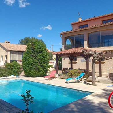 Maison 8 pièces 897800 €